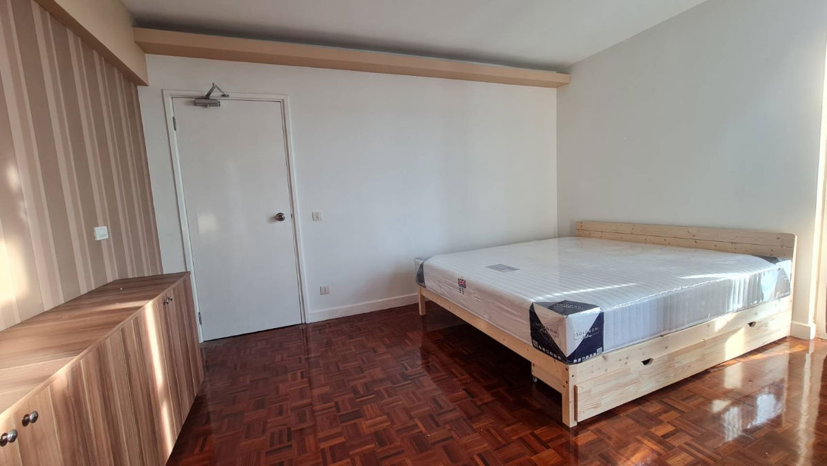 รูป คอนโดฯ ริเวียร่า   2 ผัง D ขนาด 2ห้องนอน 2ห้องน้ำ 1ห้องอาหาร  1ห้องรับแขก 2ระเบียง ชั้น10 วิวโล่ง แอร์ 4ตัว ครบทุกห้อง  100 ตารางเมตร  - รูปที่ 2/22