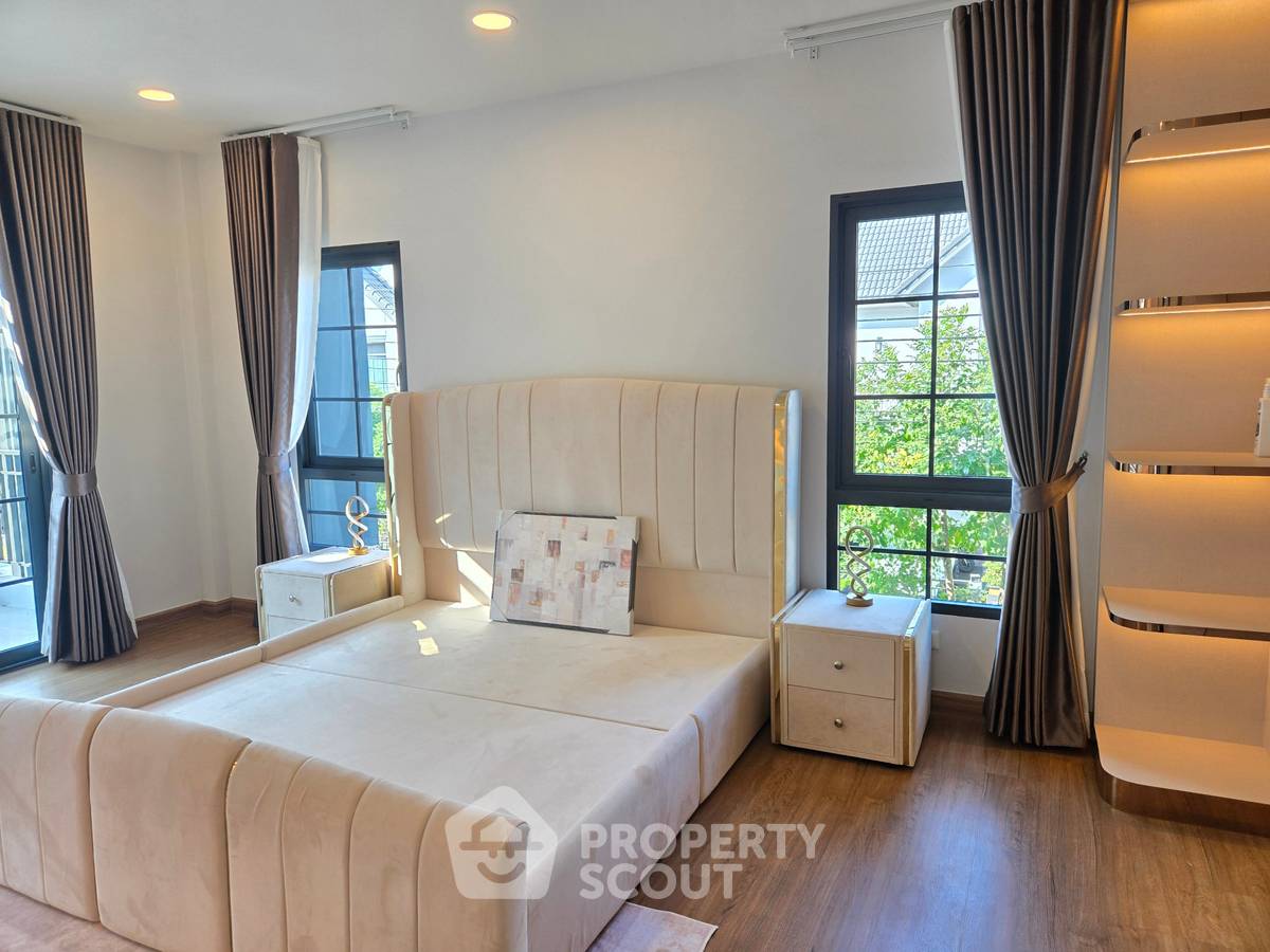 รูป บ้าน 4-ห้องนอน ที่ เซนโทร บางนา ใน บางแก้ว (ID 2519051) - รูปที่ 5/14