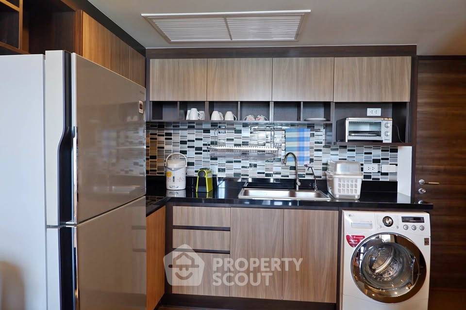 รูป คอนโด 1-ห้องนอน ที่ โฟคัส แอท เพลินจิต ใกล้ BTS นานา (ID 2517803) - รูปที่ 1/12