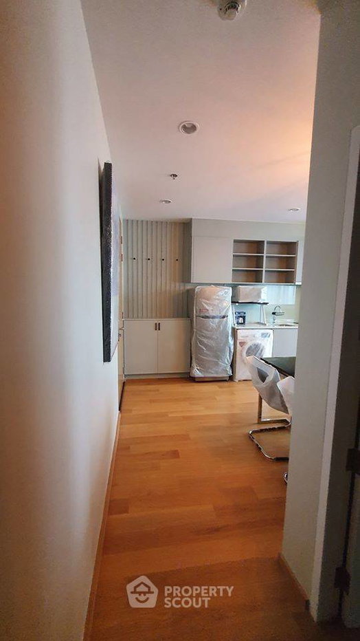 รูป คอนโด 2-ห้องนอน ที่ โนเบิล รีโว สีลม ใกล้ BTS สุรศักดิ์ (ID 303053) - รูปที่ 3/16