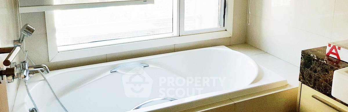 picture 2-BR Condo at 39 By Sansiri near BTS Phrom Phong (ID 655584) - 4/16