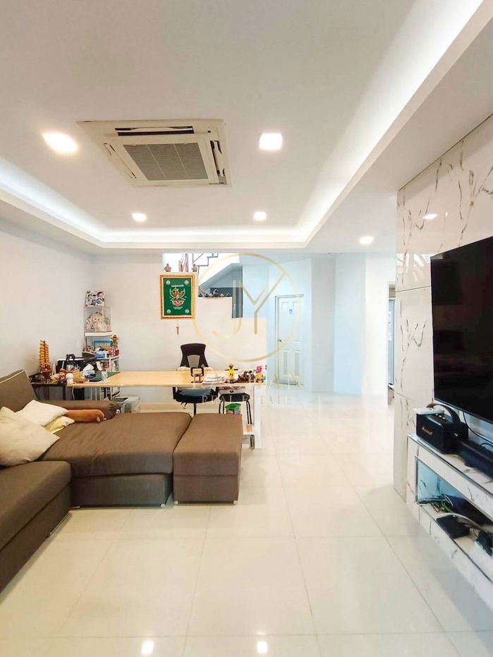 รูป ขายด่วน บ้านแฝด 2 ชั้น หลังริม หมู่บ้านรัชชา 7 พระราม 5 เนื้อที่ 39.8 ตร.ว พื้นที่ใช้สอย 160 ตร.ม - รูปที่ 8/20