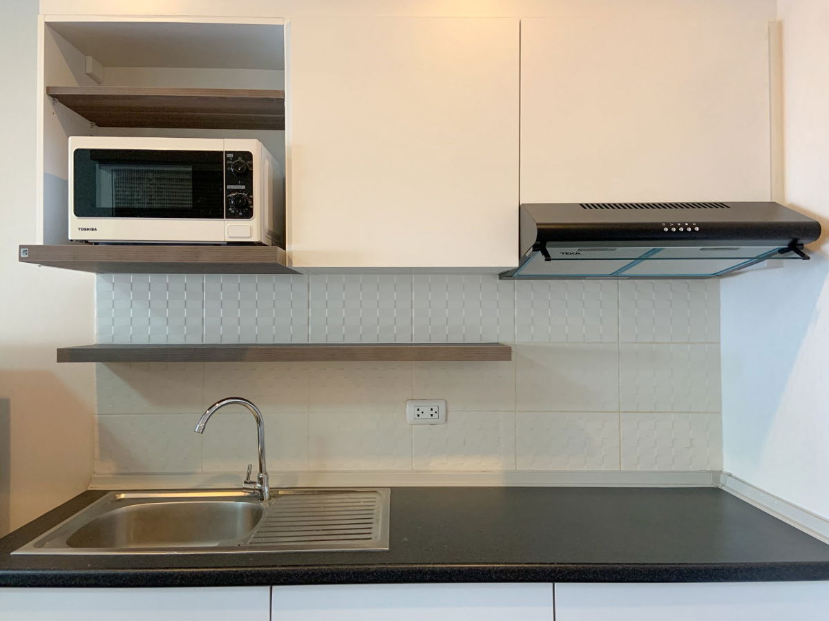 รูป ให้เช่าคอนโดมิเนียม   1 ห้องนอน   1 ห้องน้ำ    1 ห้องครัว  1  ที่จอดรถ - รูปที่ 8/13