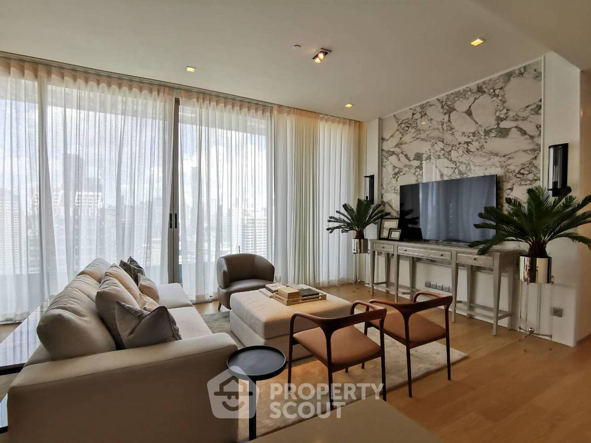 picture 2-BR Condo at Saladaeng One near MRT Si Lom (ID 1492719) - 1/10