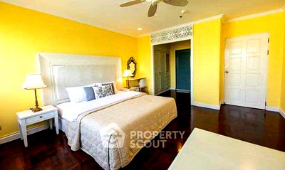 Condos for rent BTS Nana : 2-BR Condo at Lake Green near BTS Asok (ID 2026738)