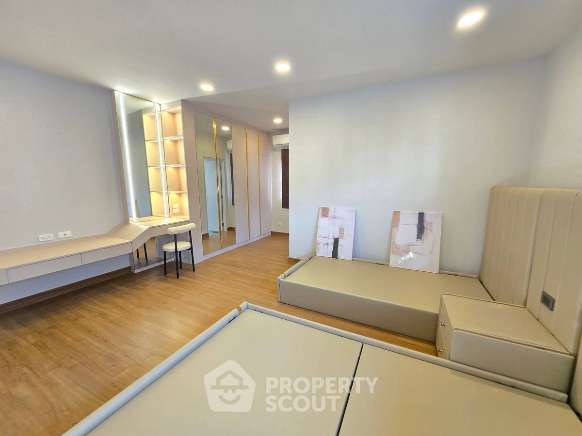 รูป บ้าน 4-ห้องนอน ที่ เซนโทร บางนา ใน บางแก้ว (ID 2519051) - รูปที่ 11/14