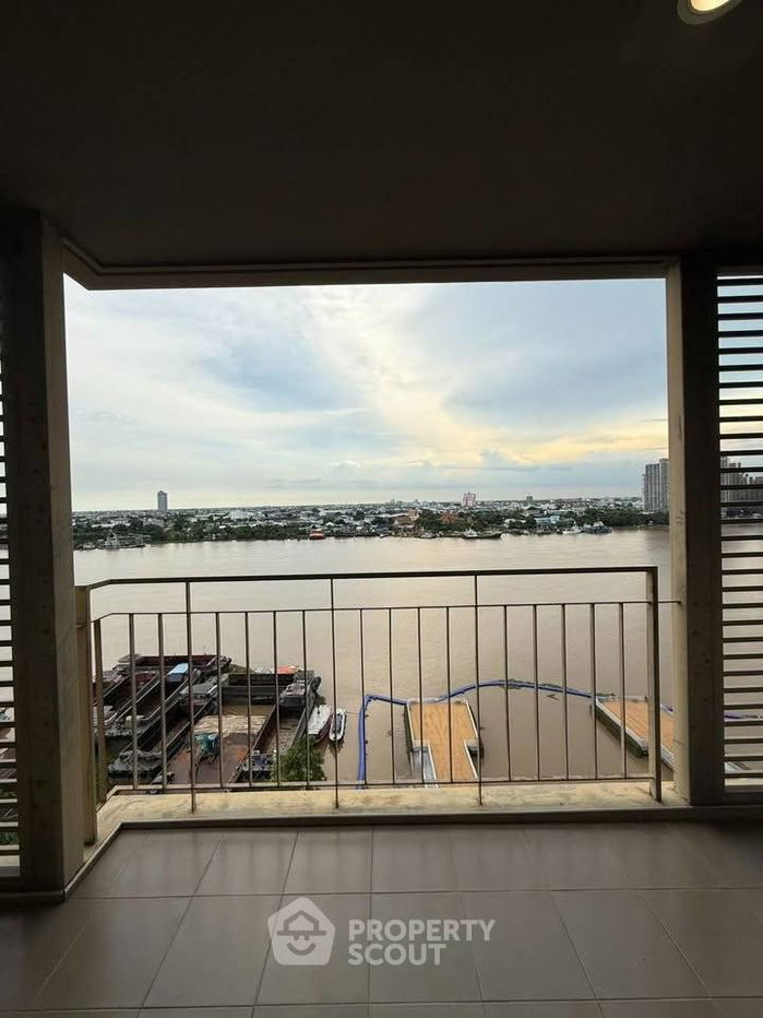 รูป คอนโด 3-ห้องนอน ที่ ลุมพินี พาร์ค ริเวอร์ไซด์ พระราม 3 ใกล้ พระราม 3 (ID 2392498) - รูปที่ 2/14