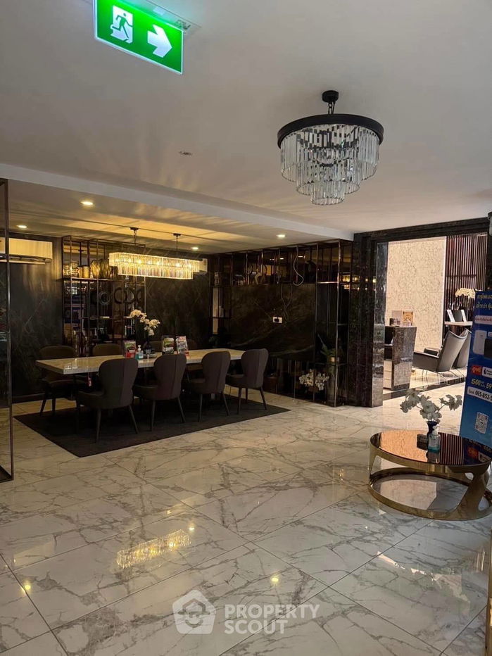 รูป คอนโด 1-ห้องนอน ที่ เดอะ เชดด์ สาทร 1 ใกล้ MRT คลองเตย (ID 2237083) - รูปที่ 9/15