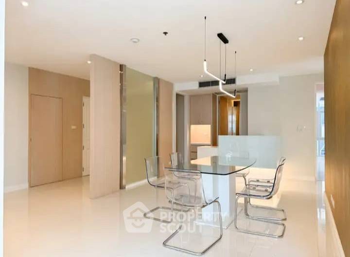 รูป คอนโด 2-ห้องนอน ที่ แกรนด์ หลังสวน คอนโดมิเนียม ใกล้ BTS ราชดำริ (ID 1837512) - รูปที่ 2/11