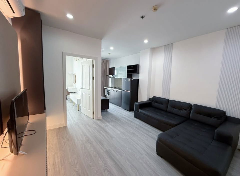 picture Condo for Rent at The Complete Rajprarop (B6901001) - 3/8