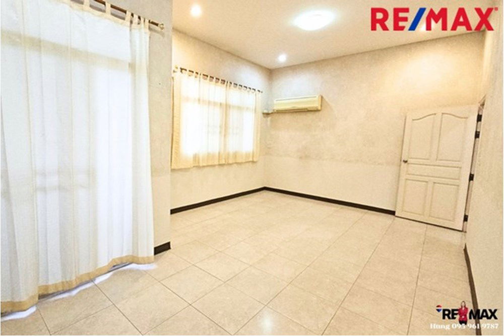 picture [920091046-104] "Luxurious Thai Oasis in Vibrant Central Thailand" - 13/22