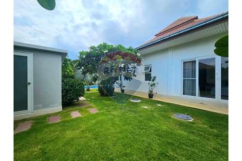 picture [920601001-621] Mali Prestige Modern Pool Villa, 3 Bed 2.5 Bath - 9/22