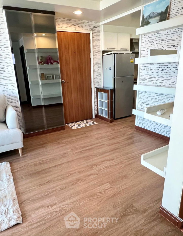 picture 2-BR Condo at The Kris Ratchada 17 near MRT Sutthisan (ID 1991987) - 7/16