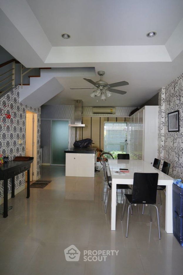 รูป ทาวน์เฮาท์ 3-ห้องนอน ใน หนองบอน (ID 1599273) - รูปที่ 9/13