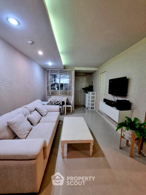 Condos for rent : 1-BR Condo At Zenith Place @ Sukhumvit, 400m to BTS Phra Khanong (ID 760991)