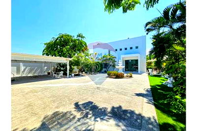 บ้านเดี่ยว หนองพรานพุก ประจวบคีรีขันธ์ : [920601001-70] 4 Bed 4 Bath Private Villa with Panorama Mountain Villa For Sale