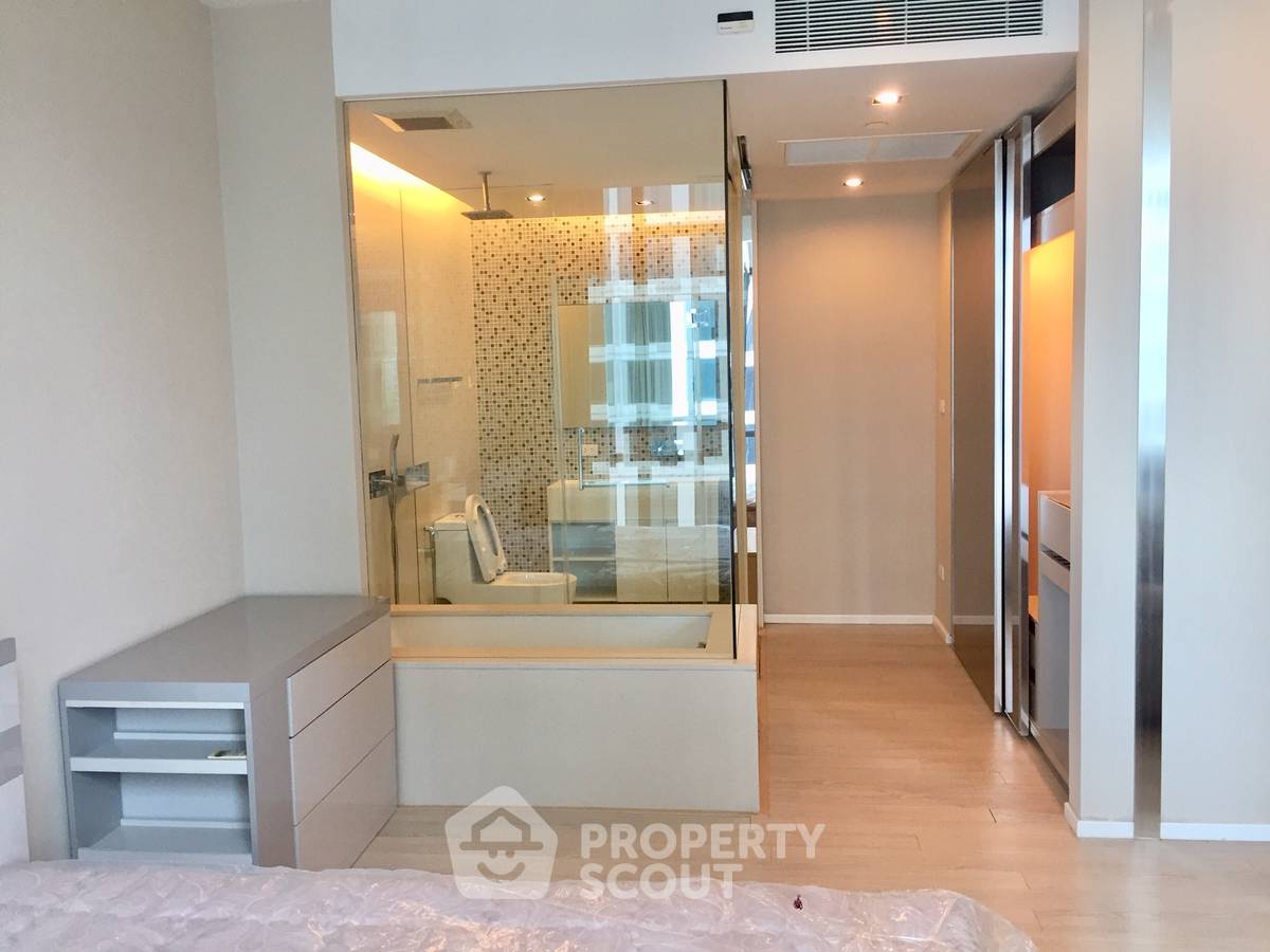 รูป คอนโด 1-ห้องนอน ที่ เดอะ รูม สุขุมวิท 21 ใกล้ MRT สุขุมวิท (ID 511796) - รูปที่ 5/8