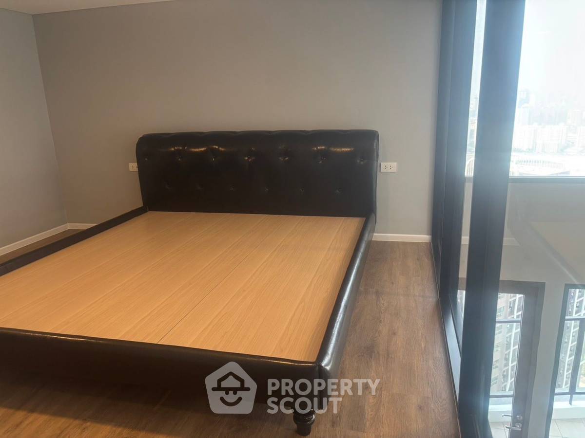 picture 3-BR Condo at Siamese Rama 9 in Bang Kapi (ID 2026917) - 19/27