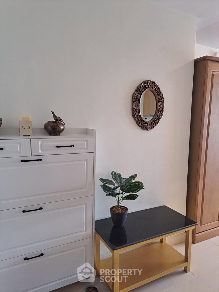 picture Studio Condo at Silom Suite Condominium near BTS Chong Nonsi (ID 996423) - 7/10