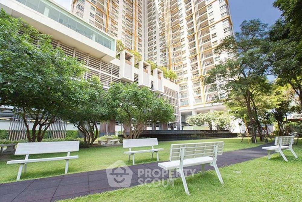 picture 2-BR Condo at The Parkland Taksin-Thapa near BTS Talat Phlu (ID 379790) - 12/18