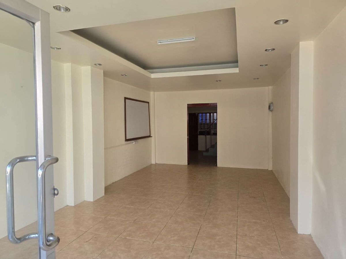 รูป ขายหมู่บ้านทับทอง บางเสาธง บ้านสวย ตกแต่งใหม่ - รูปที่ 20/25