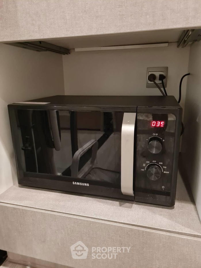 picture 1-BR Condo at Life Asoke - Rama 9 near MRT Phra Ram 9 (ID 1750634) - 9/11