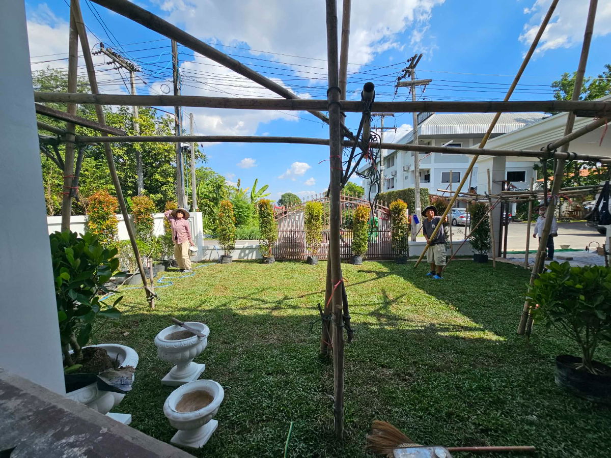 รูป 🏡 ขายบ้านเดี่ยวสุเทพ ใกล้ มช. เพียง 3 นาที | วิวโล่ง ไม่ติดตึก | 8.99 ลบ. ทำพูลวิลล่าได้ - รูปที่ 2/6