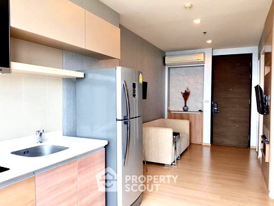 คอนโดให้เช่า : คอนโด 1-ห้องนอน ที่ ริธึ่ม สุขุมวิท 50 ใกล้ BTS อ่อนนุช (ID 825547)