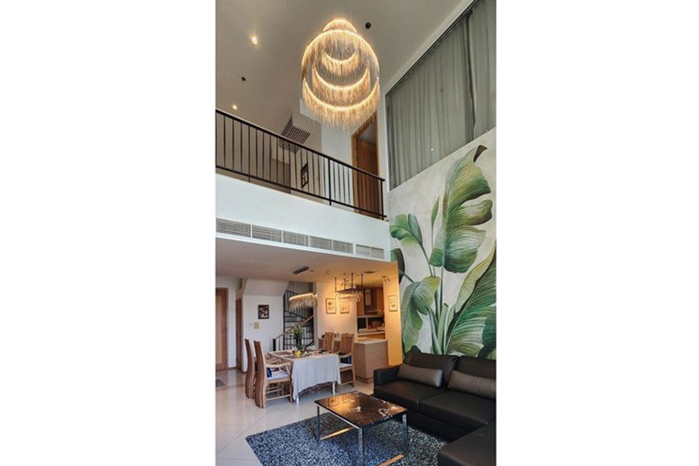 picture [920071083-49] "Luxury City Living: 2BR Condo in Sathon" - 3/16