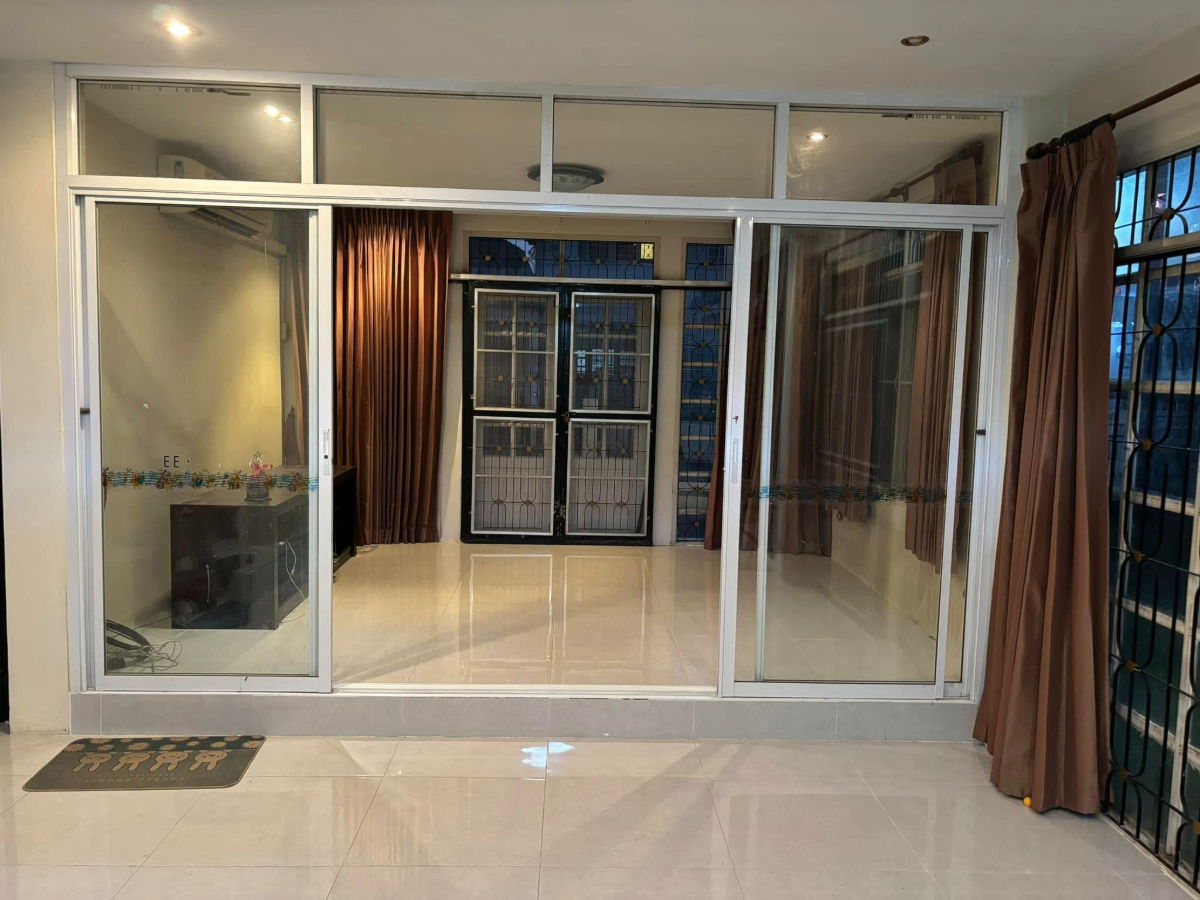 รูป ขายบ้านเดี่ยว 60 ตารางวา หมู่บ้าน มณีรินทร์ รัตนาธิเบศร์ - รูปที่ 9/11