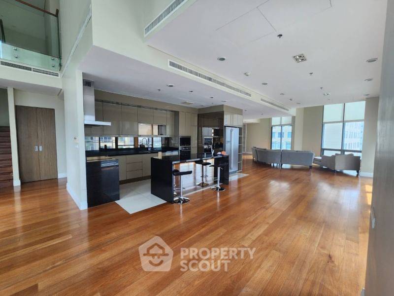 รูป คอนโดให้เช่า 6 ห้องนอน Bright Sukhumvit 24 ขนาด 356 ตร.ม. ใกล้ BTS พร้อมพงษ์ (ID 1883232) - รูปที่ 2/19