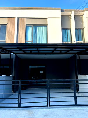 Townhouses for rent Bang Pu Industrial Estate : 🟢For Rent🟢 Pleno Sukhumvit-Bangna 3. Beautiful house, fully furnished! 📱ADD LINE @nathong97 (Replies ⚡ 24 Hr) AV27