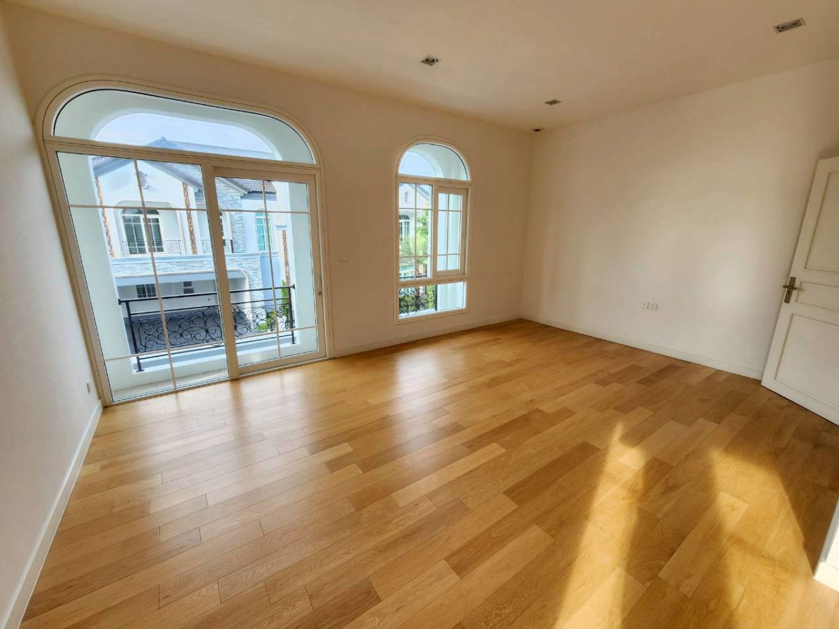 picture Luxury Detached House for Sale – The Grand Pinklao Located New house type, 4 bedrooms, private swimming pool, 4–5 parking spaces, only price 24.5 MB - 12/31