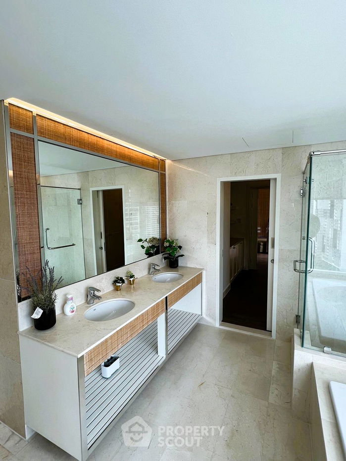 picture 4-BR Condo at Wilshire near BTS Phrom Phong (ID 1930419) - 15/41