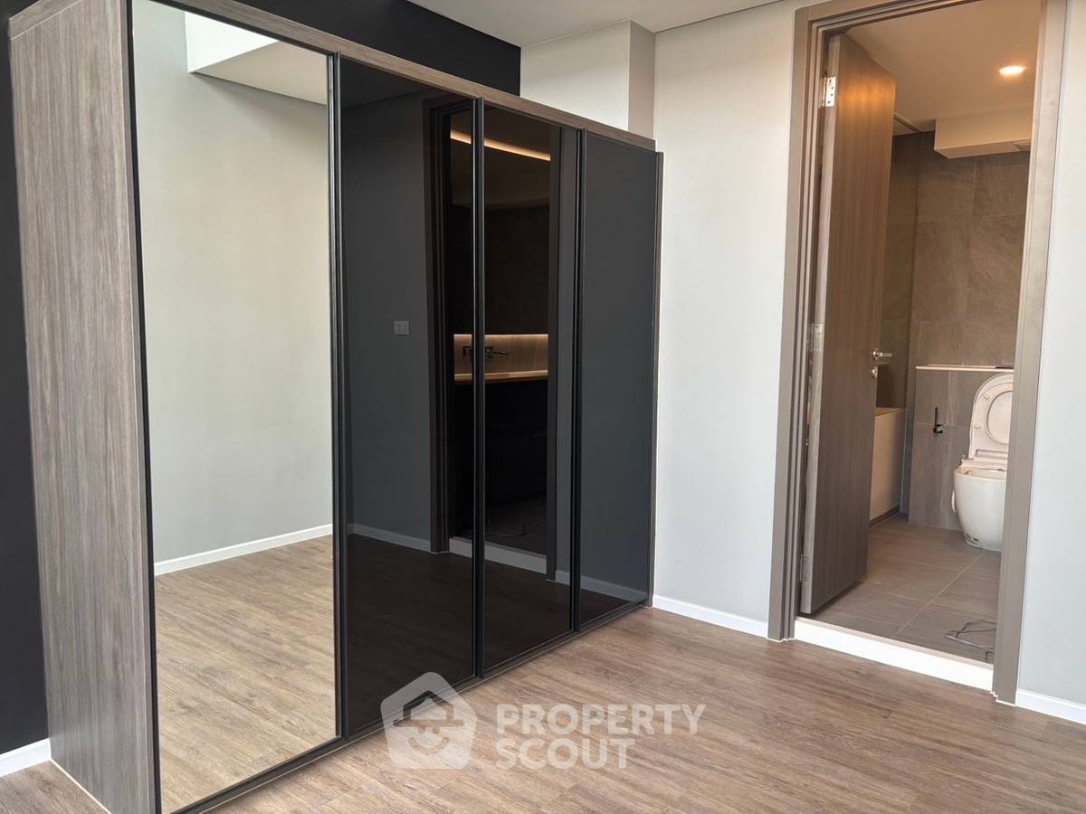 picture 3-BR Condo at Siamese Rama 9 in Bang Kapi (ID 2026917) - 13/27