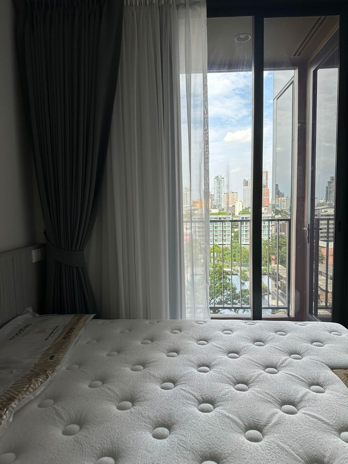 รูป 🏢 [ให้เช่า] Oka Haus Sukhumvit 36 – คอนโดสไตล์รีสอร์ท วิวโค้งน้ำบางกระเจ้า - รูปที่ 2/8