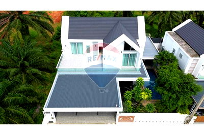 บ้านเดี่ยว เมืองกระบี่ กระบี่ : [920281017-21] บ้านหรูใจกลาง