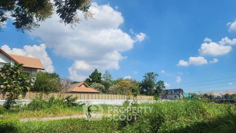 200 m² Land for Sale close to Bearing (ID 2516694)