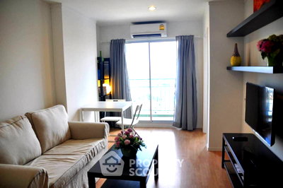 คอนโดให้เช่า : คอนโด 1 ห้องนอน ชั้น 23 Lumpini Place Srinakarin-Huamak ใกล้ ARL หัวหมาก 300 ม. (ID 509463)