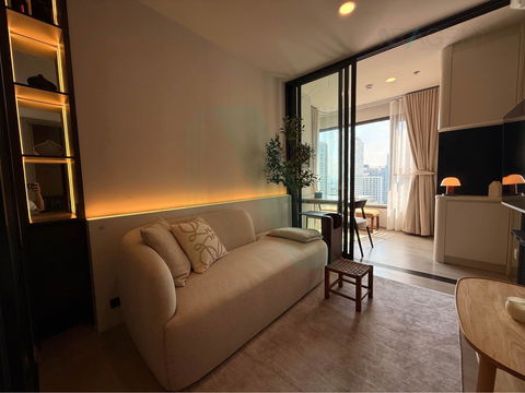 🎊 For Rent Condo ASPIRE ONNUT STATION Building 1, Floor 21,1 bed room, Room size 35 sqm