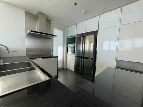 🚩Best room!🚩 For Rent Condo THE PANO Building 1, Floor 18,3 bed room, Room size 223.00 sqm