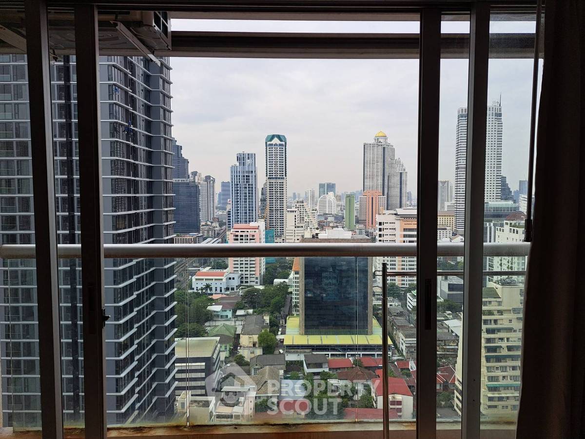 picture Studio Condo at Silom Suite Condominium near BTS Chong Nonsi (ID 996423) - 8/10