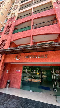 Seven Seas Condo Pattaya 1 Bedroom, 1 Bathroom, 2nd Floor Building C, Garden View Fully furniture and electrical appliances.