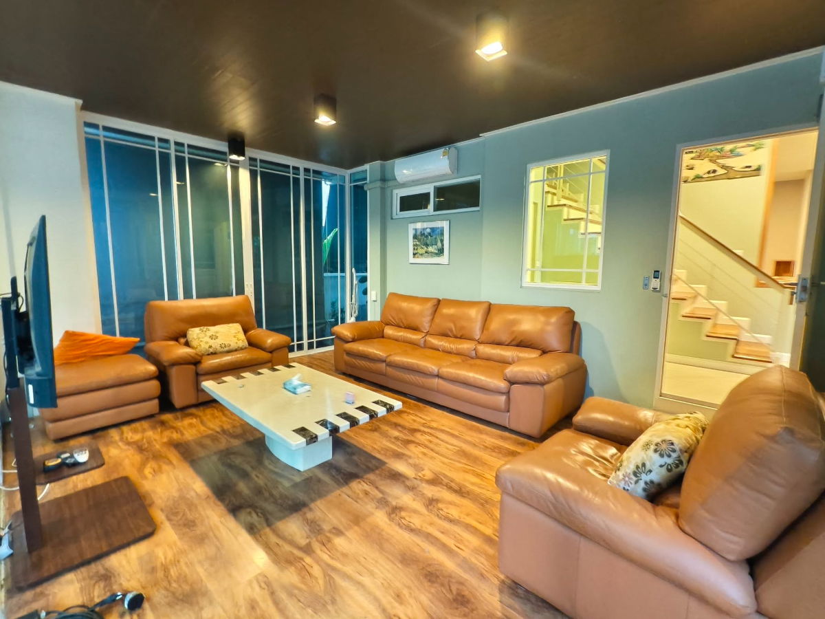 picture ðĒFor RentðĒ Mandana Rama 9-Srinakarin Village (Soi Bangkok Kreetha 7). Beautiful house, fully furnished! ðąADD LINE @nathong97 (Replies ⥠24 Hr) AV24 - 4/22