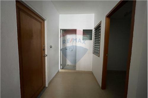 รูป [920071001-11327] 3 Spacious Bedroom for rent near BTS Promphong - รูปที่ 10/13