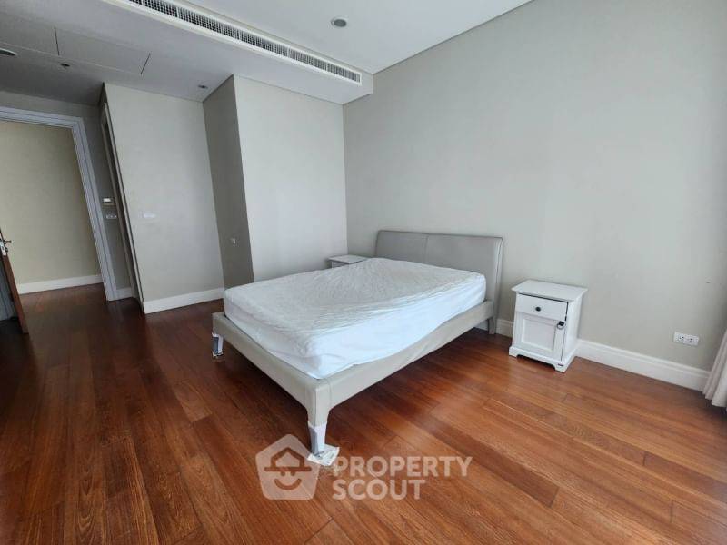 รูป คอนโดให้เช่า 6 ห้องนอน Bright Sukhumvit 24 ขนาด 356 ตร.ม. ใกล้ BTS พร้อมพงษ์ (ID 1883232) - รูปที่ 13/19
