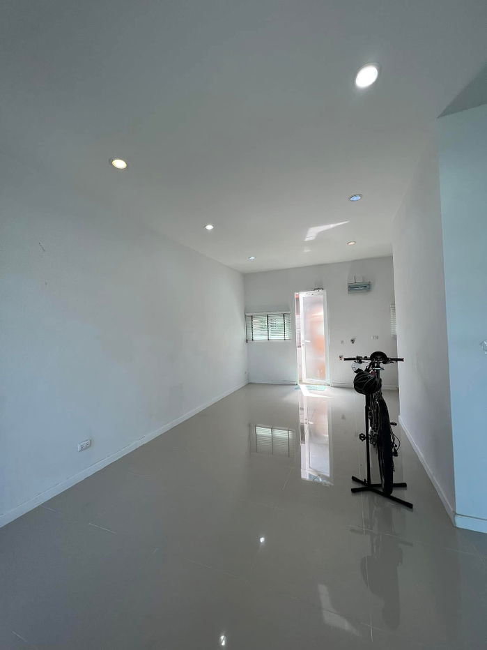 รูป ทาวน์โฮม 2 ชั้น หมู่บ้าน City Sense ท่าข้าม-พระราม 2 - รูปที่ 2/16