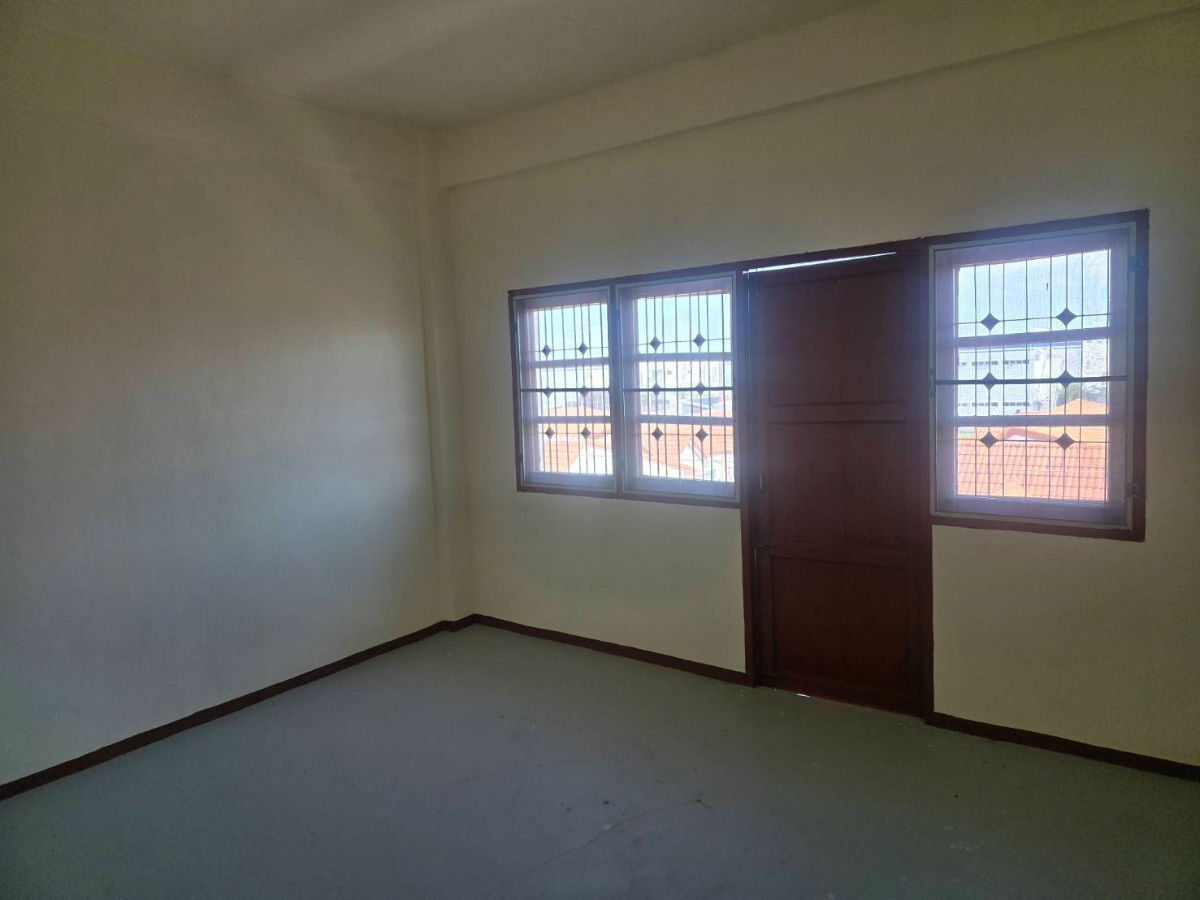 รูป ให้เช่าหมู่บ้านทับทอง บางเสาธง บ้านสวย ตกแต่งใหม่ - รูปที่ 5/25