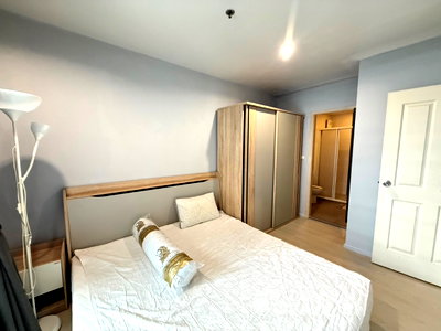 Condos for rent : P130 Condo for rent Aspire Rama9 (Aspire Rama9), good location, convenient travel, beautiful room, fully furnished, ready to move in, special price