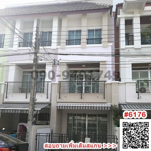 3-story townhome for rent, Baan Klang Muang The Paris, Soi Bangkok Kreetha 7. Ready to move in.
